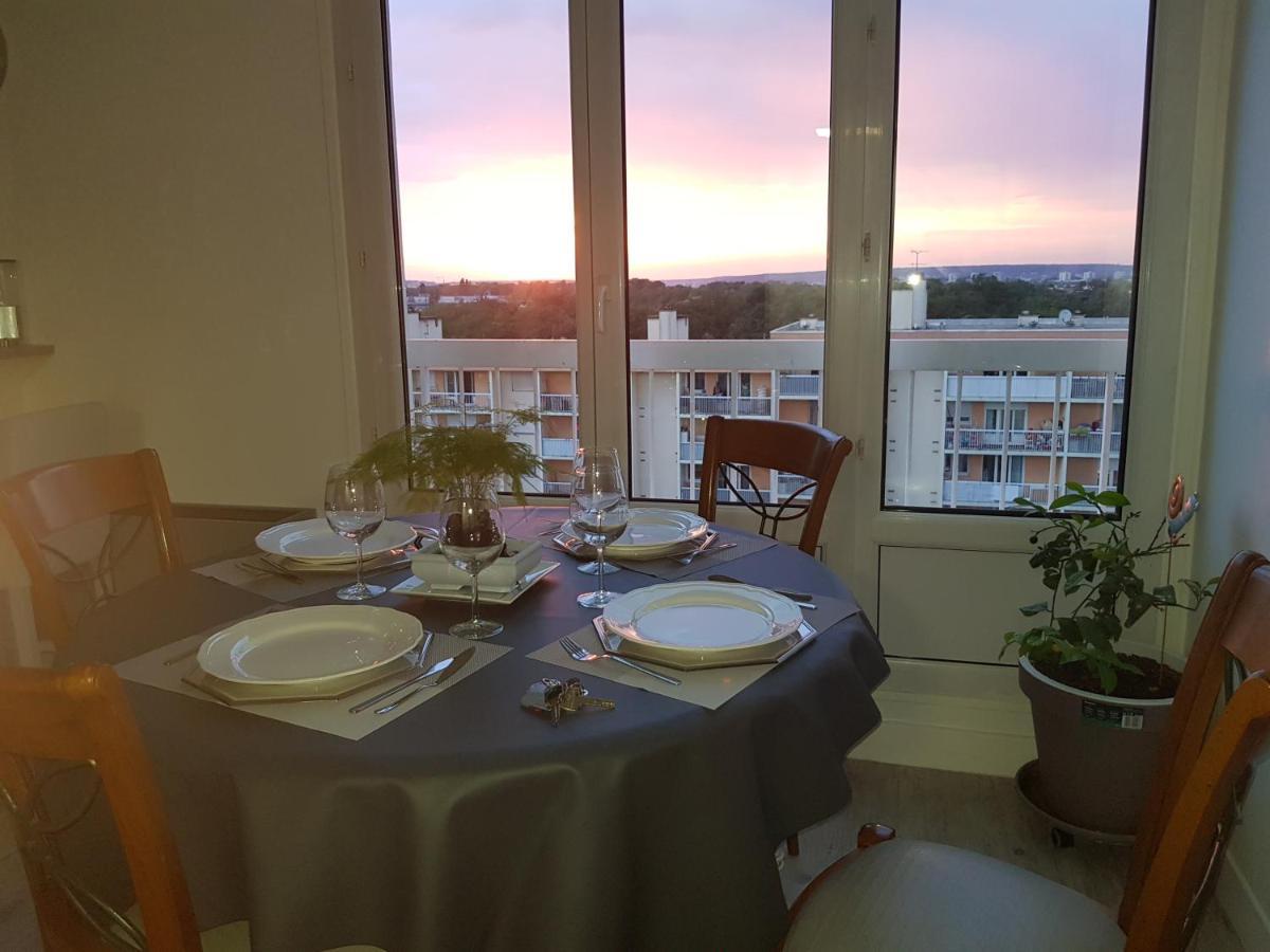 Grand Appartement Proche De Paris Chille 외부 사진