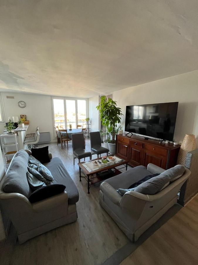 Grand Appartement Proche De Paris Chille 외부 사진