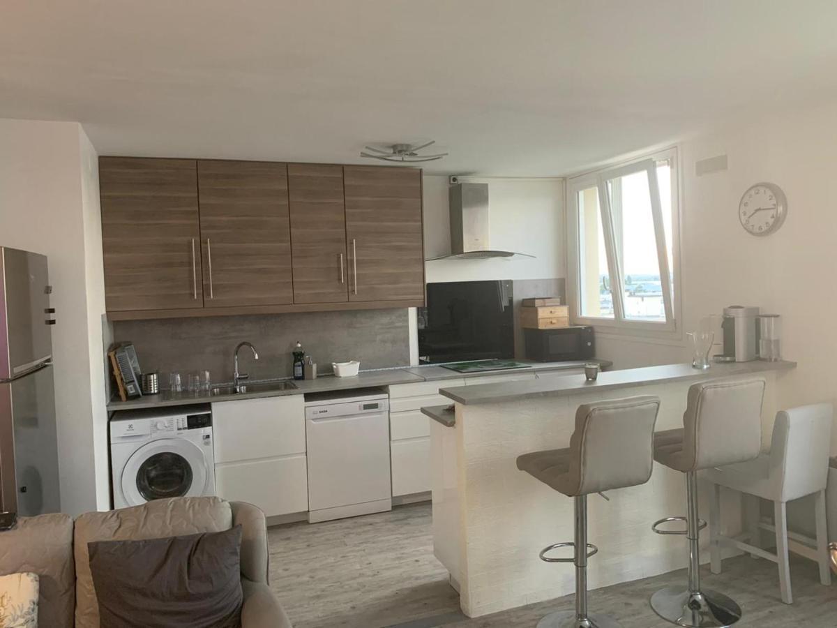 Grand Appartement Proche De Paris Chille 외부 사진